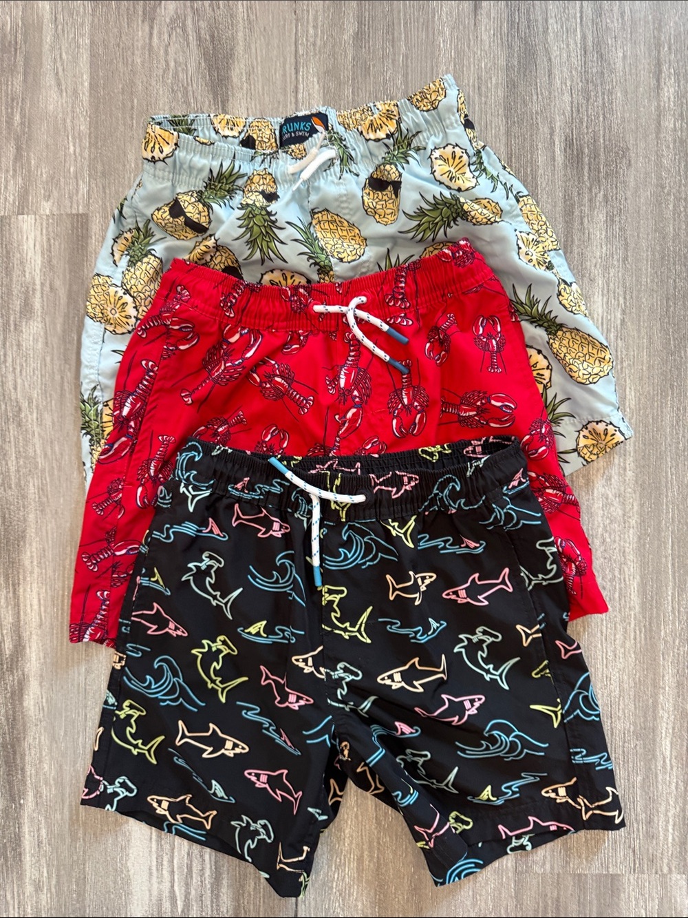 Boys Swim Trunks Bundle M (8)